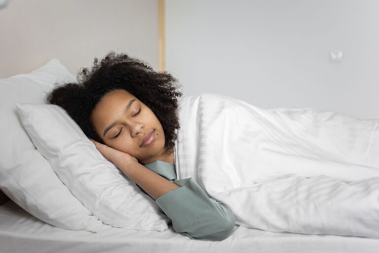 How to Choose the Right Pillow for Better Sleep